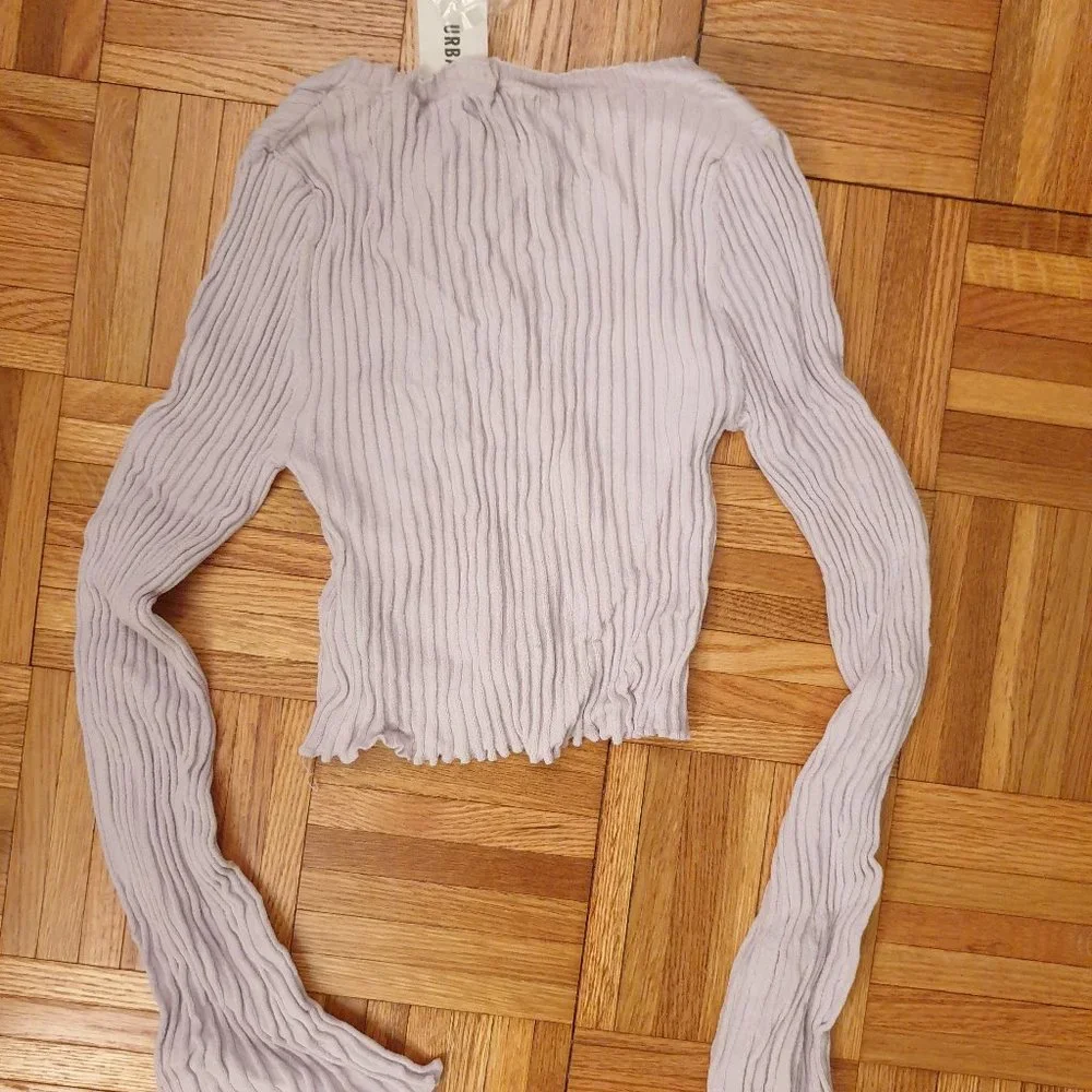 UO Ribbed Ruffle Cardigan Top - Picture 3 of 5